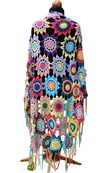 Nomadic Sunflower Shawl